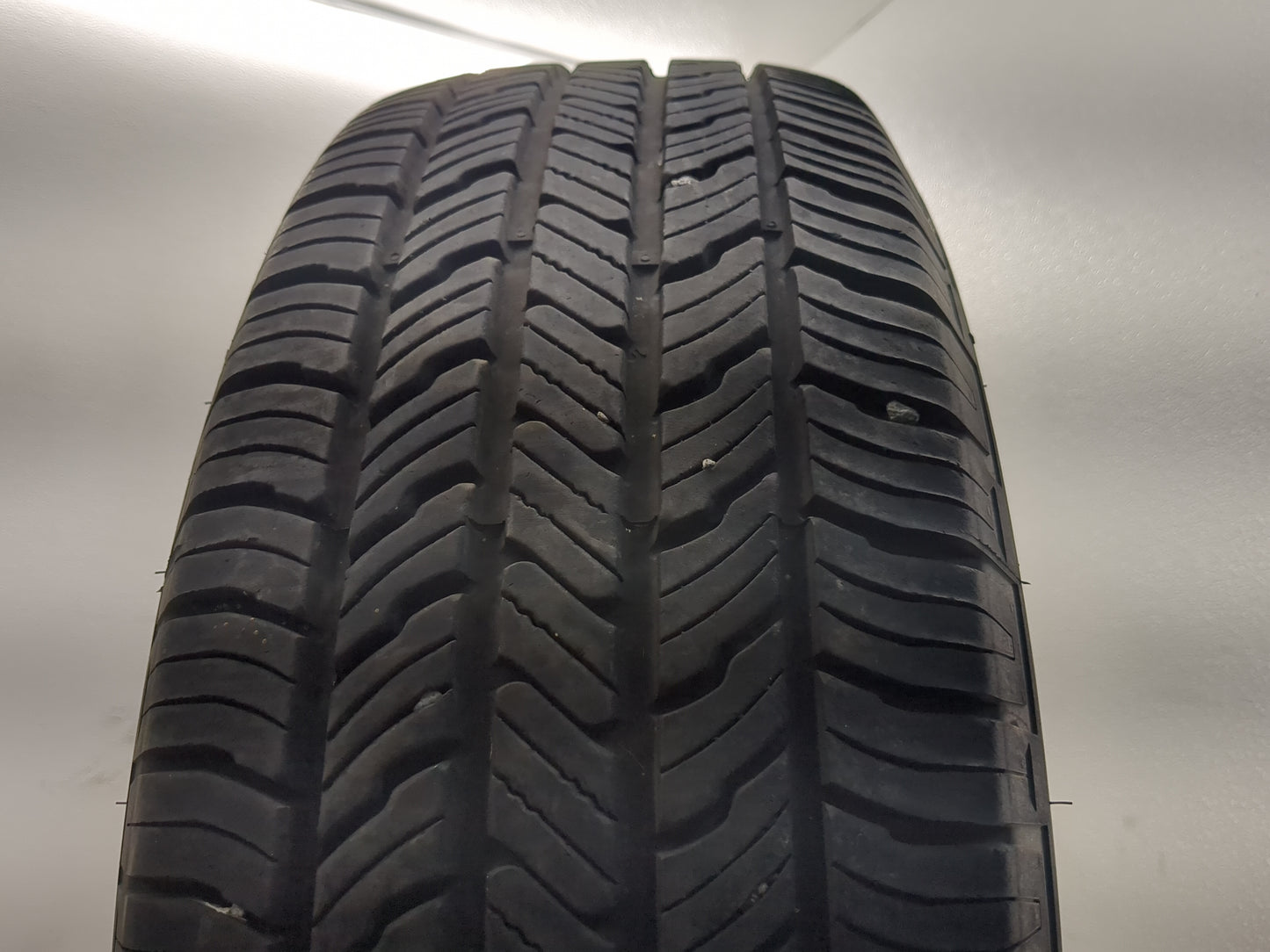 Used Tire 245/70R16 IRONMAN ALL COUNTRY HT 107T - Tread Depth 7/32 - Oemusedautoparts1.com