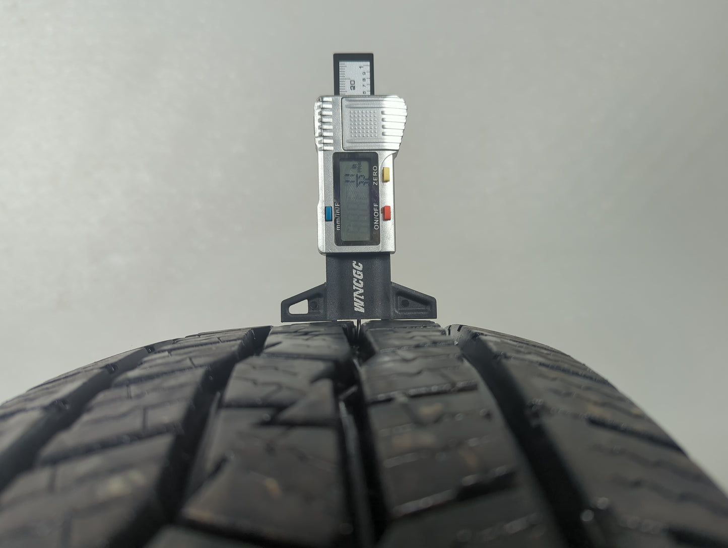 Used Tire 215/70R16 PRINX HICOUNTRY H/T HT2 100H - Tread Depth 11/32 - Oemusedautoparts1.com
