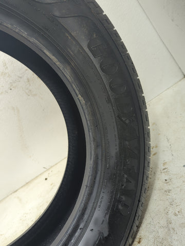 Used Tire 225/65R17 GOODYEAR RELIANT ALL-SEASON 102H - Tread Depth 10/32