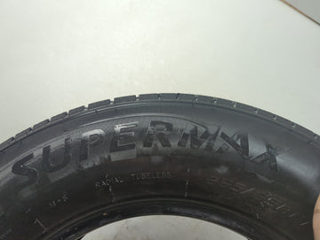 Used Tire 265/65R17 SUPERMAX HT-1 112T - Tread Depth 10/32