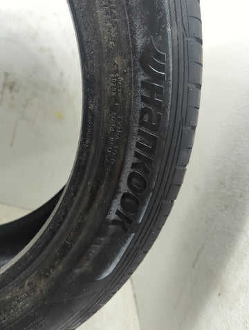Used Tire 235/45R20 HANKOOK VENTUS V2 CONCEPT2 100V - Tread Depth 9/32