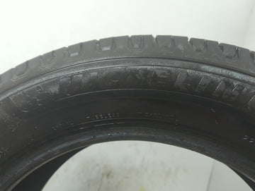Used Tire 225/60R18 MICHELIN DEFENDER 2 100H - Tread Depth 10/32