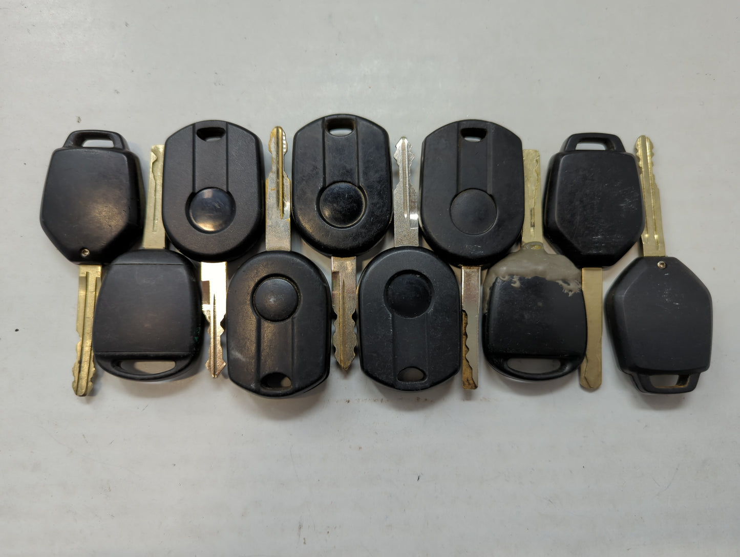 Lot of 10 Aftermarket Keyless Entry Remote Fob MIXED FCC IDS MIXED PART - Oemusedautoparts1.com