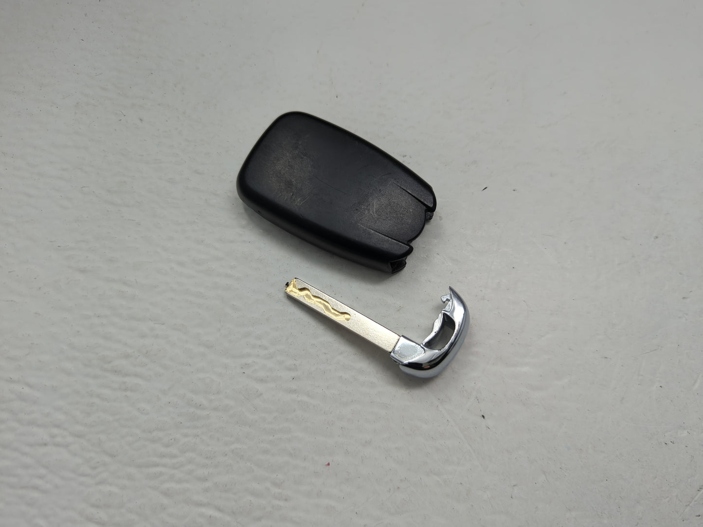 Chevrolet Keyless Entry Remote Fob 2AOKM-G4EAC RT-G8796 5 buttons - Oemusedautoparts1.com