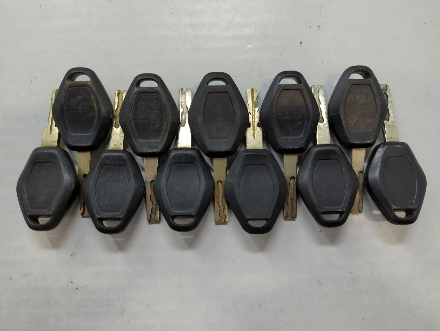 Lot of 11 Bmw Keyless Entry Remote Fob MIXED FCC IDS MIXED PART NUMBERS - Oemusedautoparts1.com