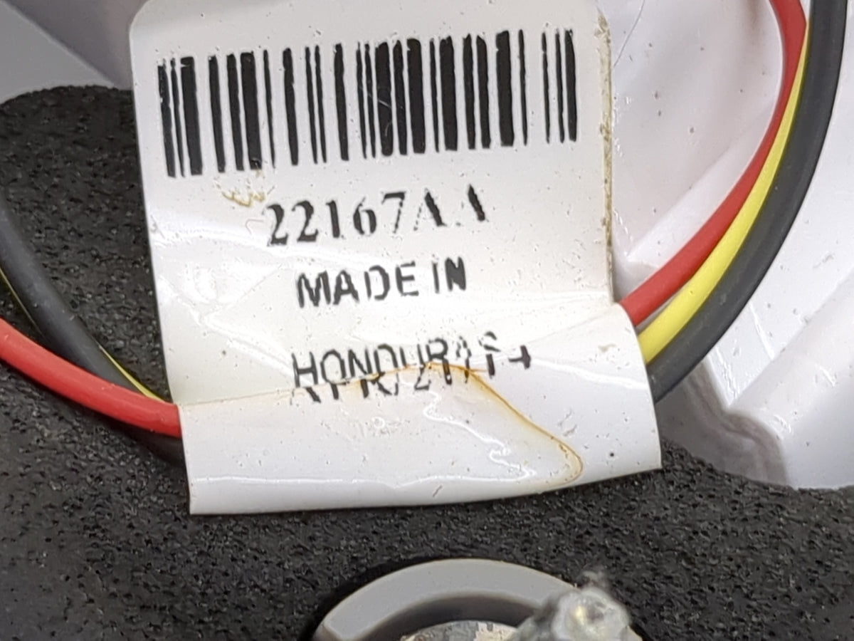 2013-2017 Buick Enclave Passenger Right Side Deck Lid Mounted Tail Light 5027752 - Oemusedautoparts1.com