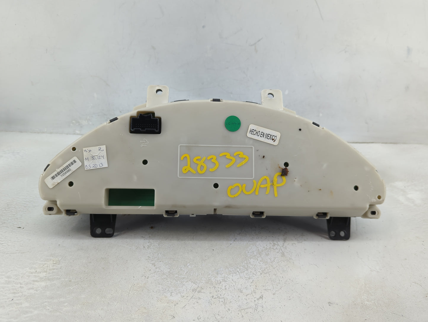 2008-2012 Buick Enclave Instrument Cluster Speedometer Gauges Fits Fits 2008 2009 2010 2011 2012 OEM Used Auto Parts - Oemus