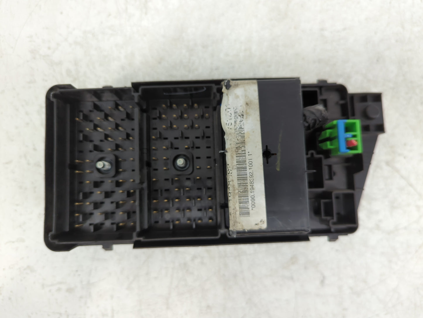2000-2005 Buick Lesabre Fusebox Fuse Box Panel Relay Module Fits Fits 2000 2001 2002 2003 2004 2005 OEM Used Auto Parts - Oe