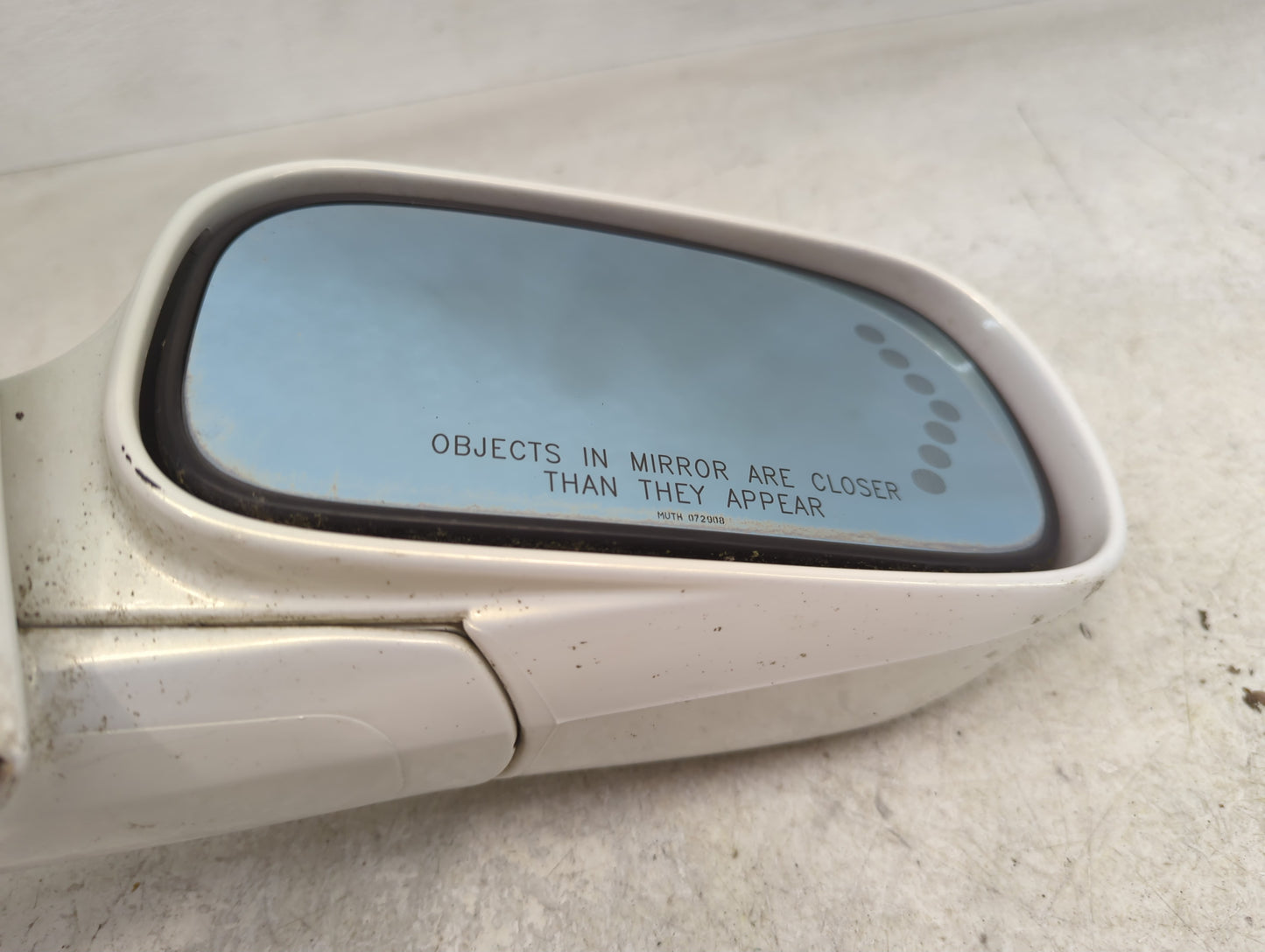 2003-2005 Cadillac Deville Passenger Side View Mirror - Right Door Mirror OEM Used - Oemusedautoparts1.com