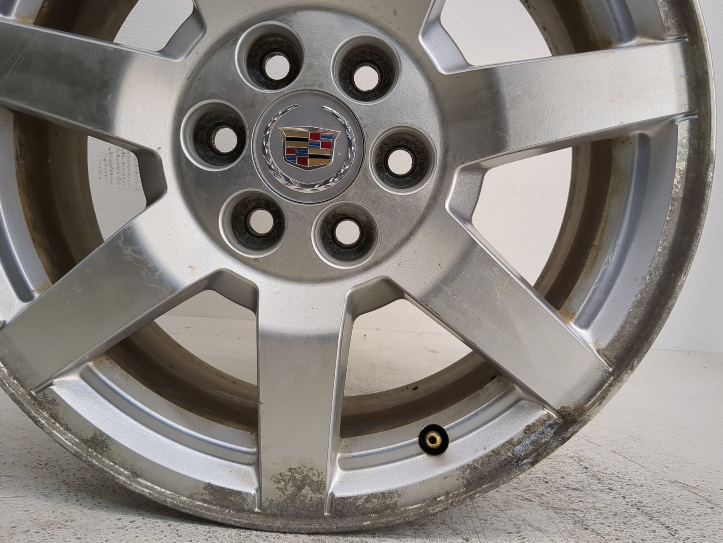 2006-2009 Cadillac Srx Oem Wheel Rim 1243638 - Oemusedautoparts1.com