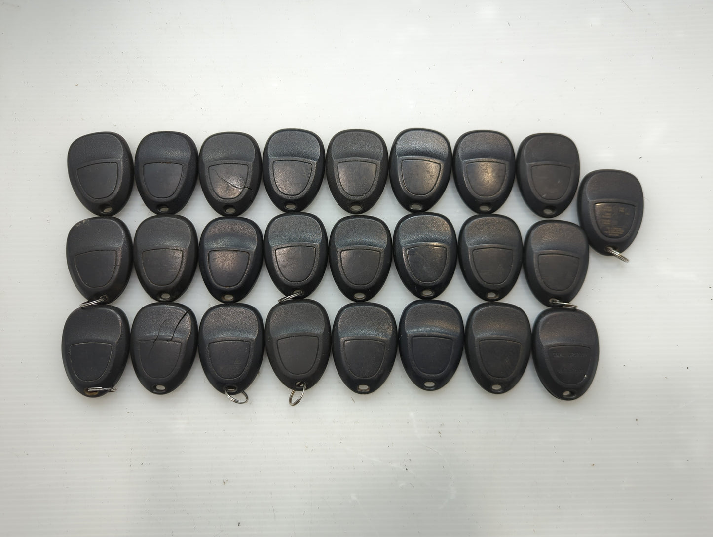 Lot of 25 Chevrolet Keyless Entry Remote Fob OUC60270 | OUC60221 | - Oemusedautoparts1.com