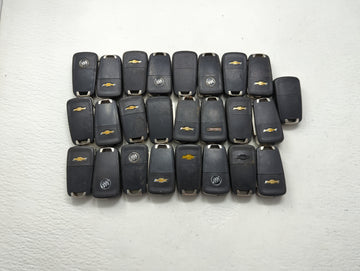 Lot of 25 Chevrolet Keyless Entry Remote Fob MIXED FCC IDS MIXED PART