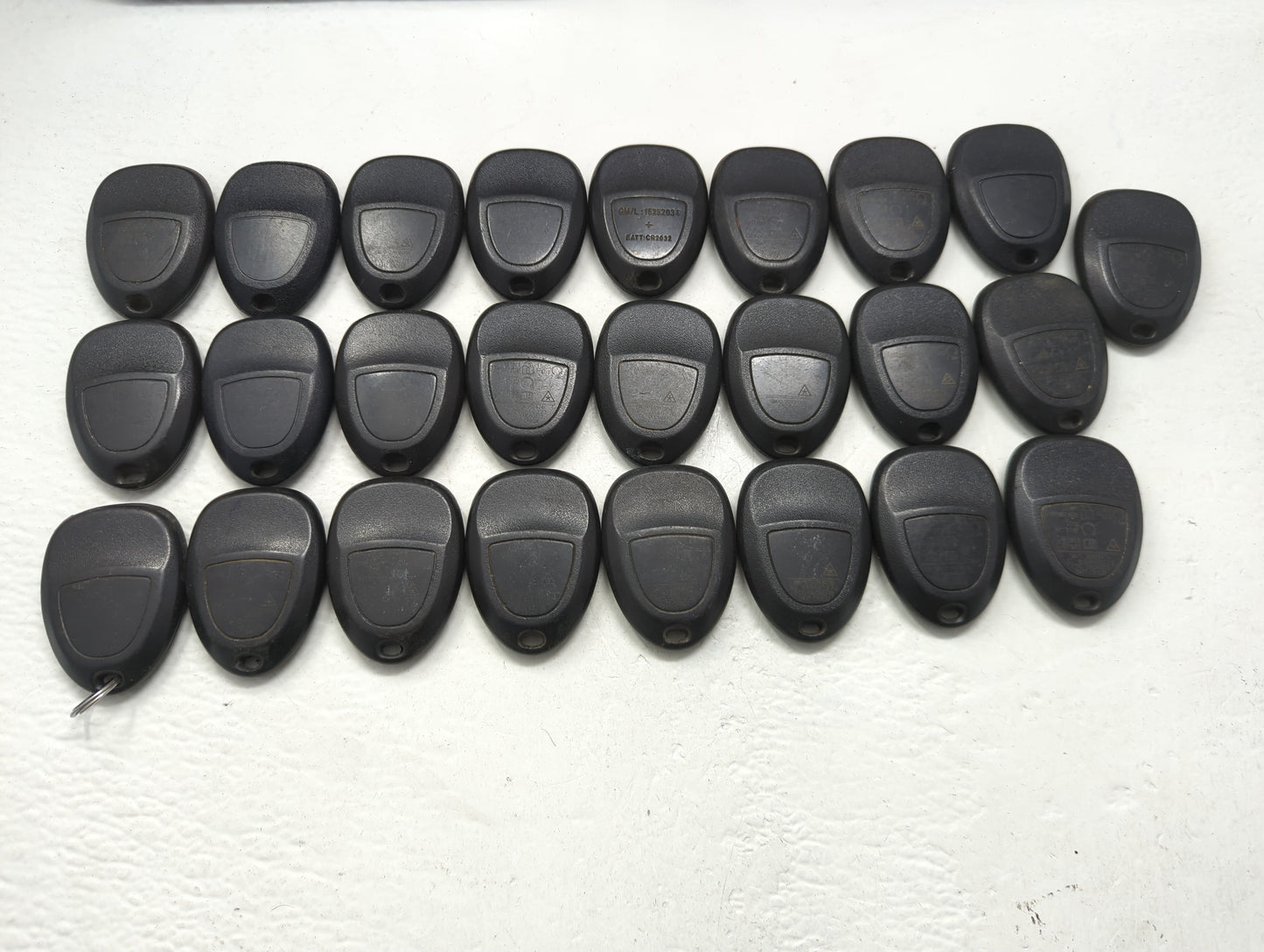 Lot of 25 Chevrolet Keyless Entry Remote Fob MIXED FCC IDS MIXED PART - Oemusedautoparts1.com