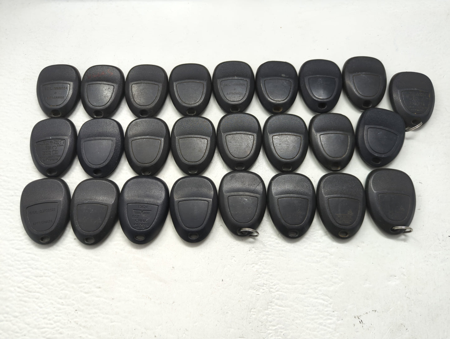 Lot of 25 Chevrolet Keyless Entry Remote Fob MIXED FCC IDS MIXED PART - Oemusedautoparts1.com