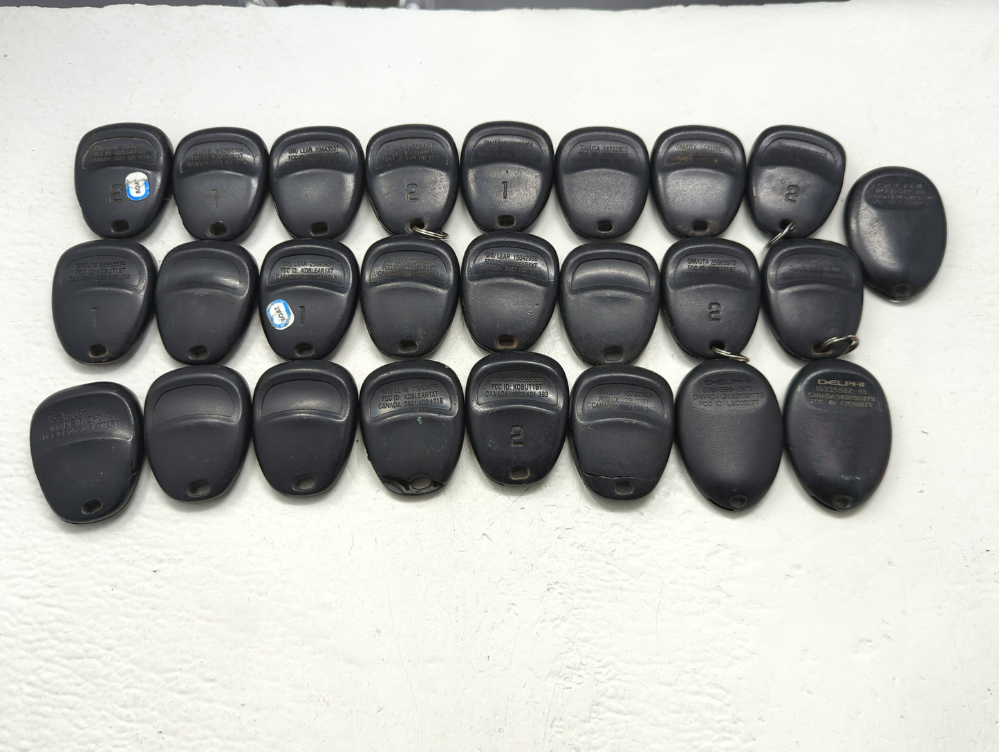 Lot of 25 Chevrolet Keyless Entry Remote Fob MIXED FCC IDS MIXED PART - Oemusedautoparts1.com