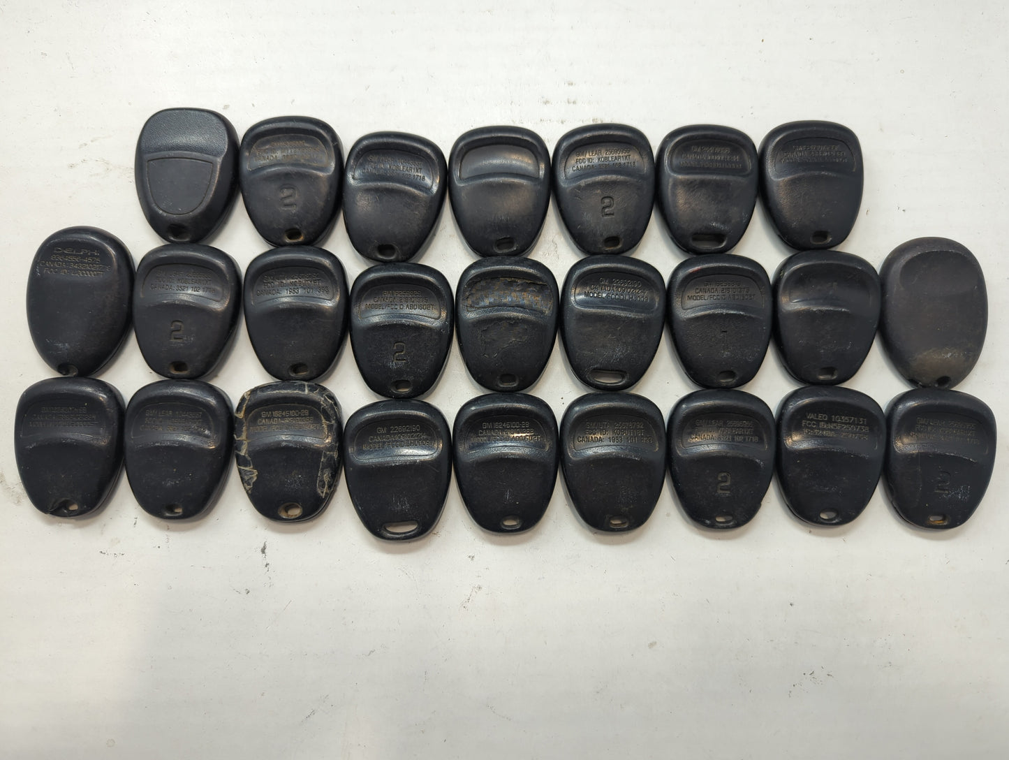 Lot of 25 Chevrolet Keyless Entry Remote Fob MIXED FCC IDS MIXED PART - Oemusedautoparts1.com