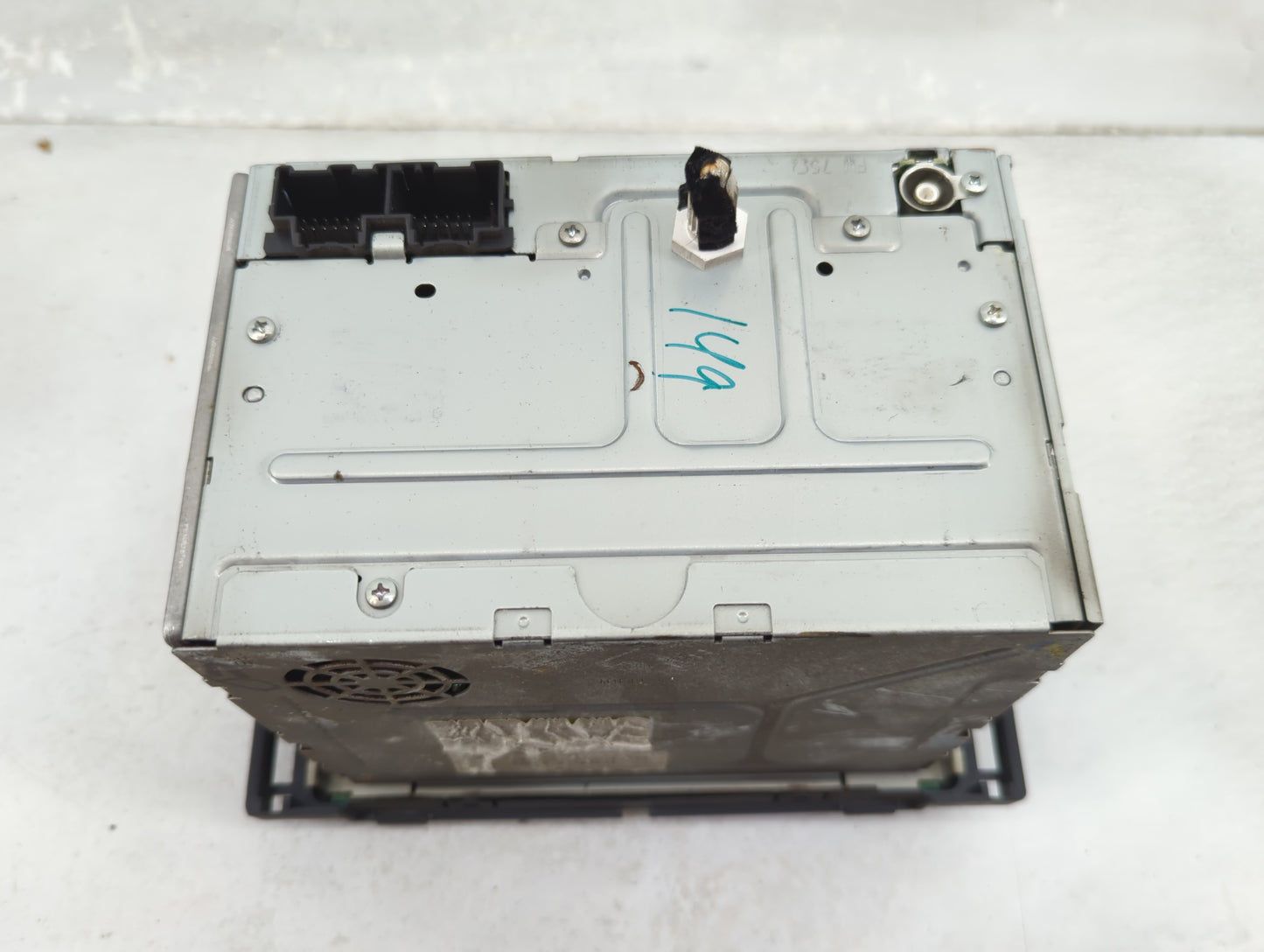 2007-2008 Chevrolet Cobalt Radio AM FM Cd Player Receiver Replacement Fits Fits 2007 2008 OEM Used Auto Parts - Oemusedautop