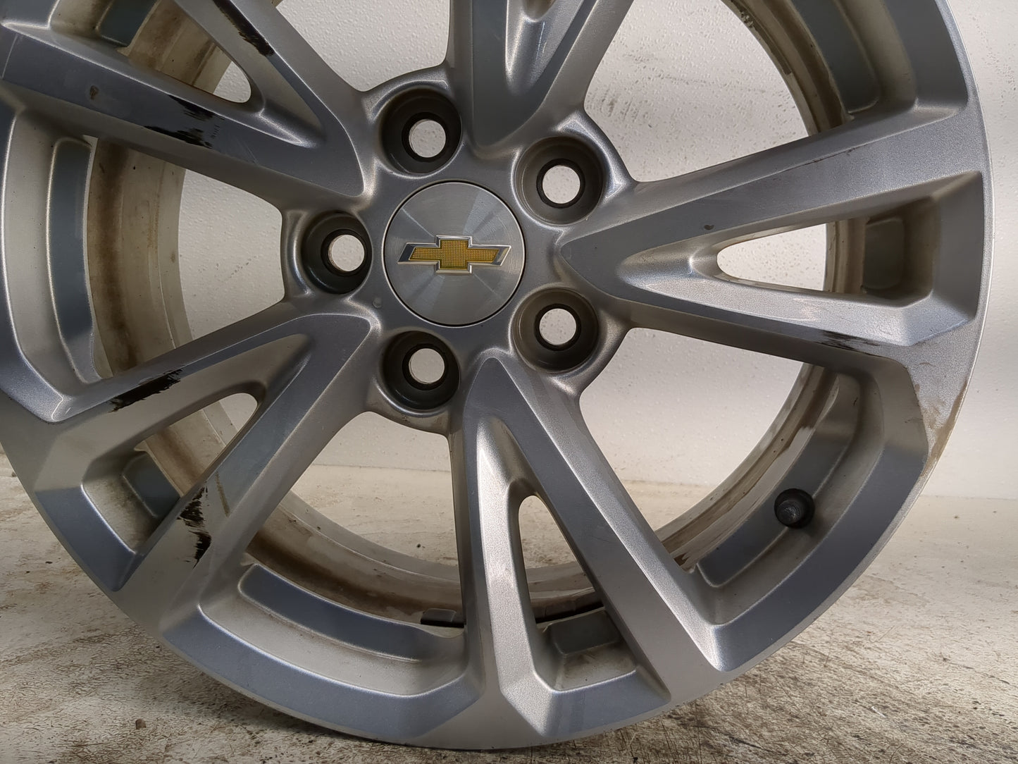 2016-2017 Chevrolet Equinox Oem Wheel Rim - Oemusedautoparts1.com