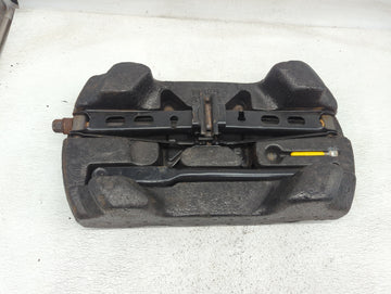2003 Chevrolet Impala Spare Scissor Car Jack