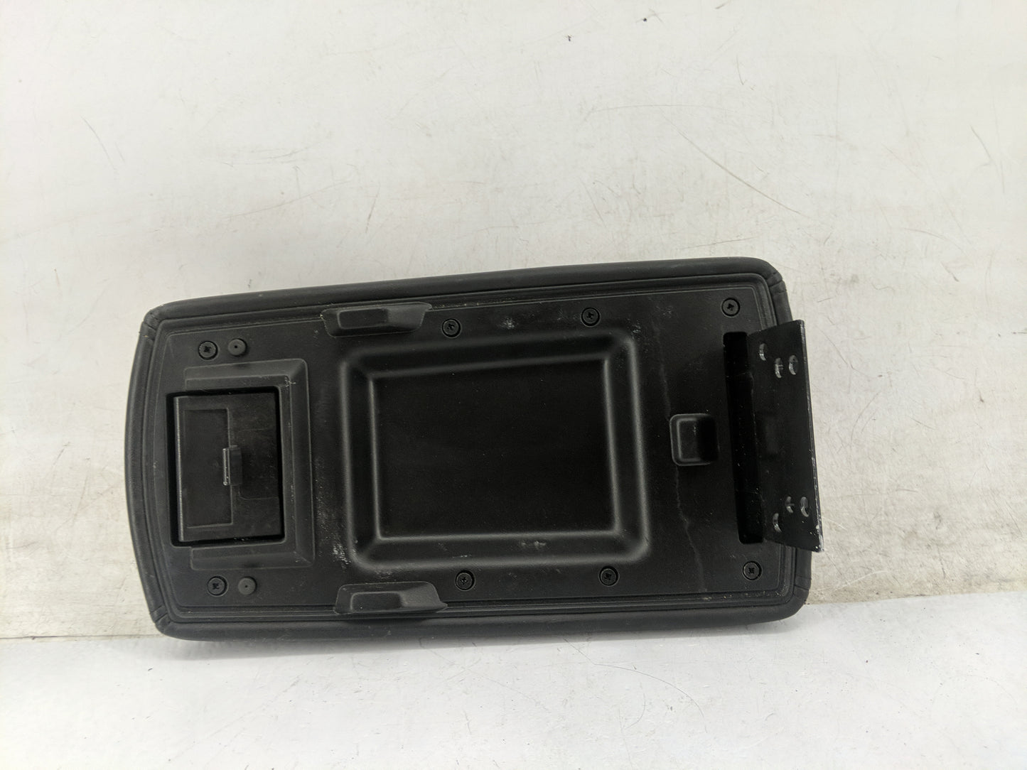 2007-2016 Chevrolet Impala Center Console Armrest Cover Lid Fits Fits 2007 2008 2009 2010 2011 2012 2013 2014 2015 2016 OEM