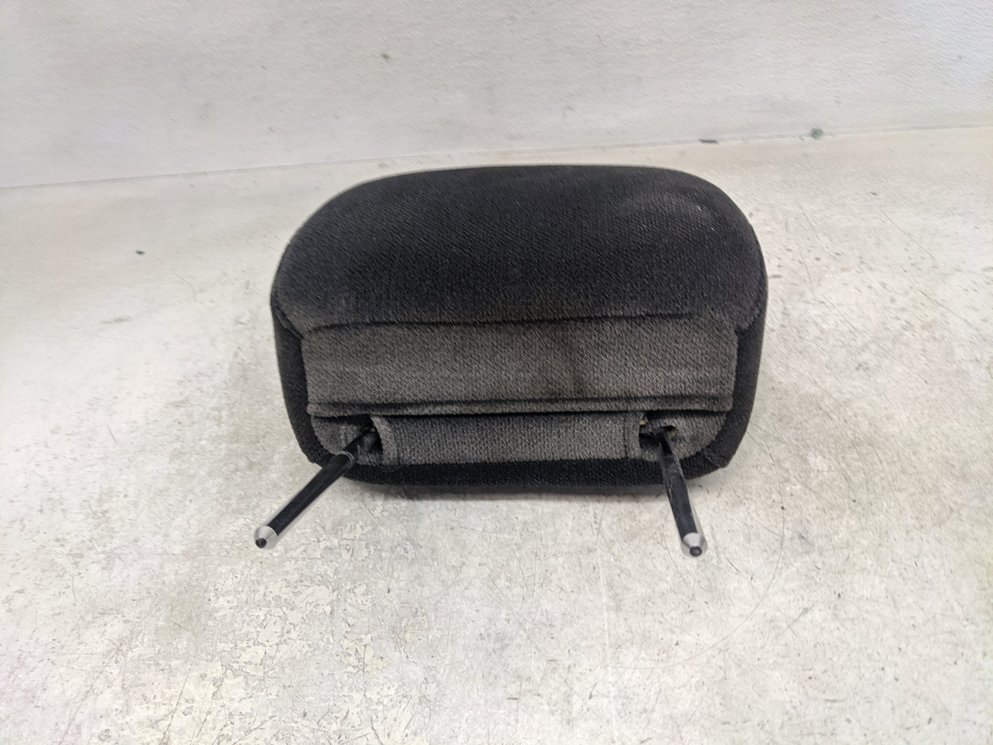 2009 Chevrolet Impala Headrest Head Rest Front Driver Passenger Seat - Oemusedautoparts1.com