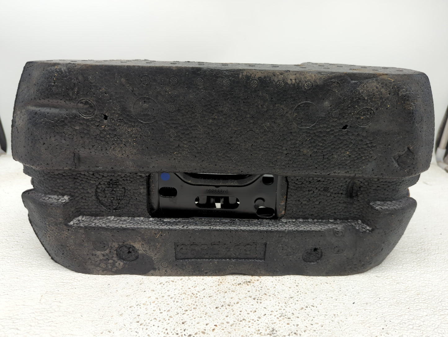 2009 Chevrolet Impala Spare Scissor Car Jack - Oemusedautoparts1.com