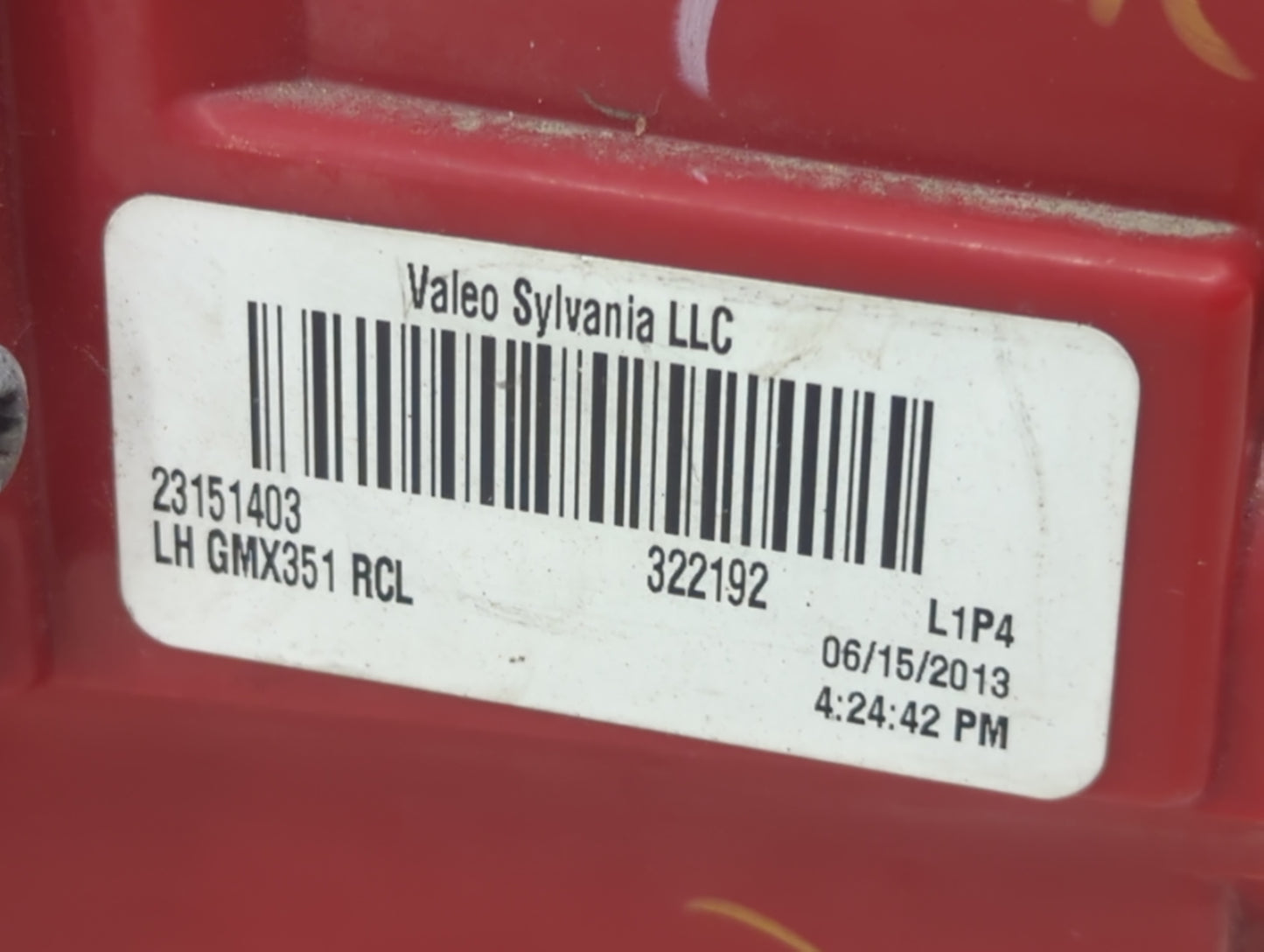 2013-2016 Chevrolet Malibu Tail Light Assembly Driver Left OEM Fits Fits 2013 2014 2015 2016 OEM Used Auto Parts - Oemusedau