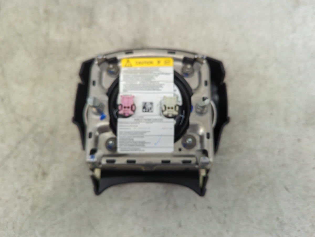 2003 Chevrolet Silverado 1500 Air Bag Driver Left Steering Wheel Mounted 5030684 - Oemusedautoparts1.com