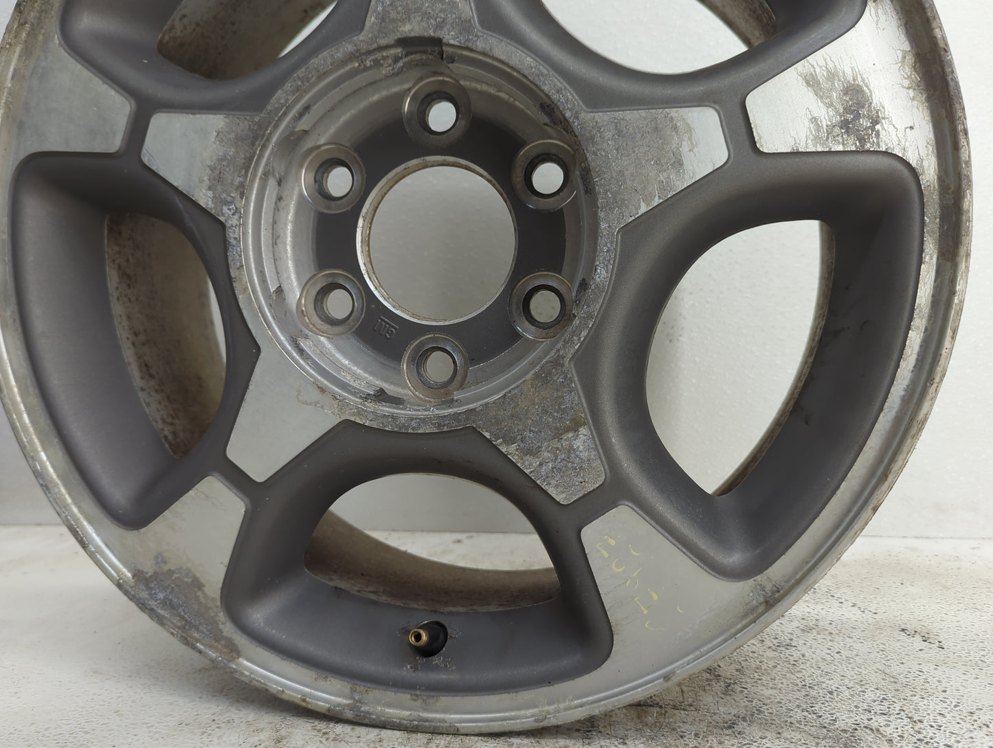 2004-2009 Chevrolet Trailblazer Oem Wheel Rim - Oemusedautoparts1.com