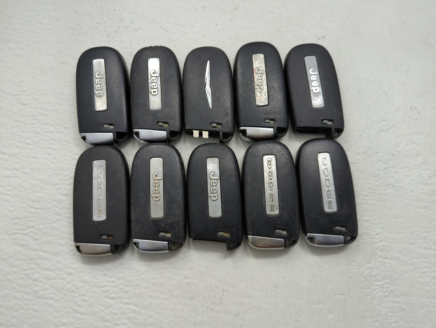 Lot of 10 Dodge Keyless Entry Remote Fob MIXED FCC IDS MIXED PART - Oemusedautoparts1.com