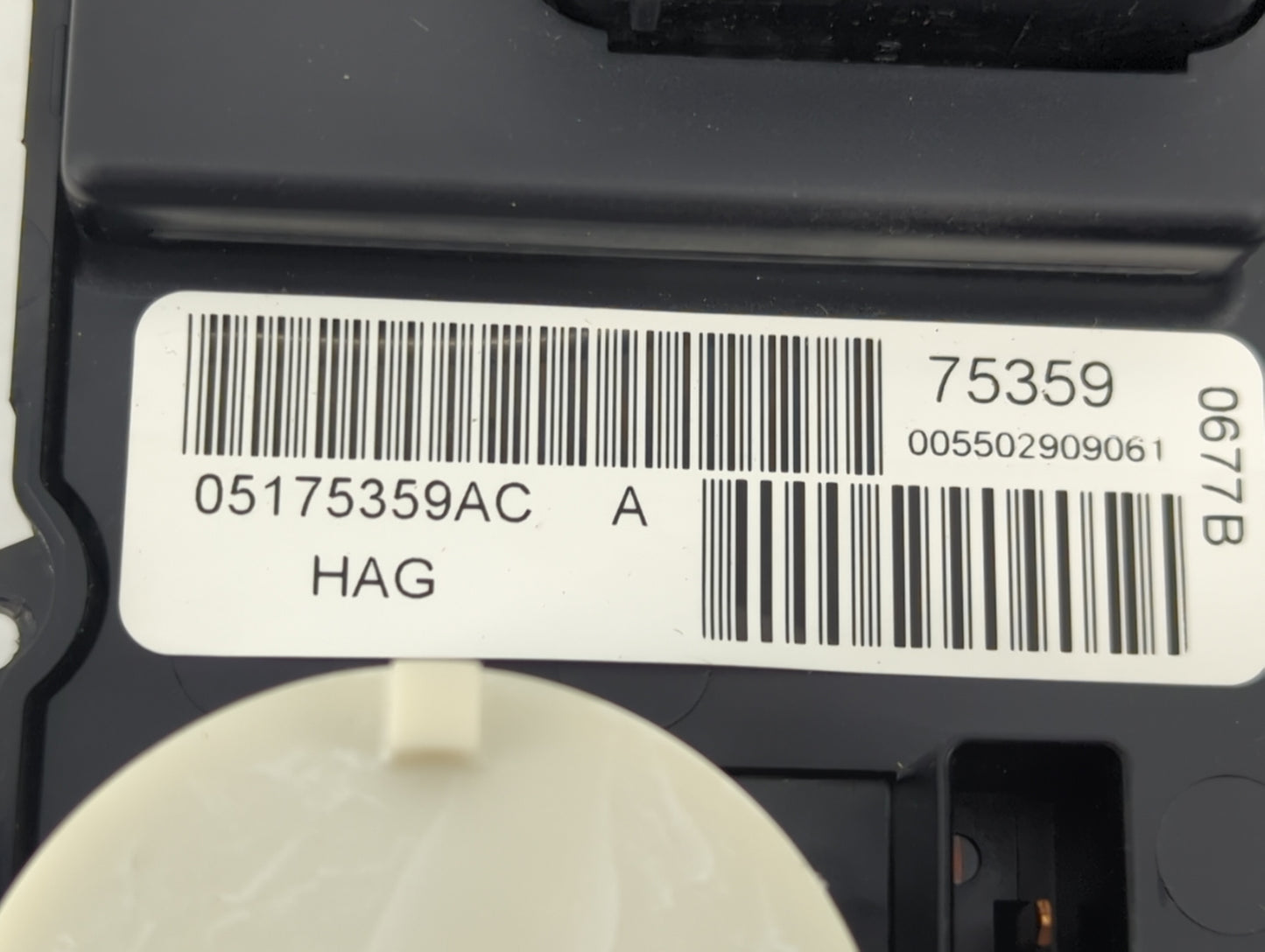 2004-2007 Dodge Caravan Climate Control Module Temperature AC/Heater Replacement Fits Fits 2004 2005 2006 2007 OEM Used Auto