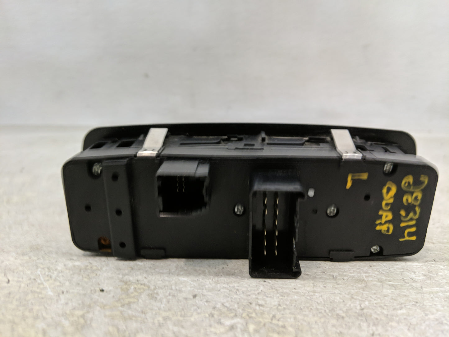 2009-2010 Dodge Journey Master Power Window Switch Replacement Driver Side Left Fits Fits 2009 2010 OEM Used Auto Parts - Oe