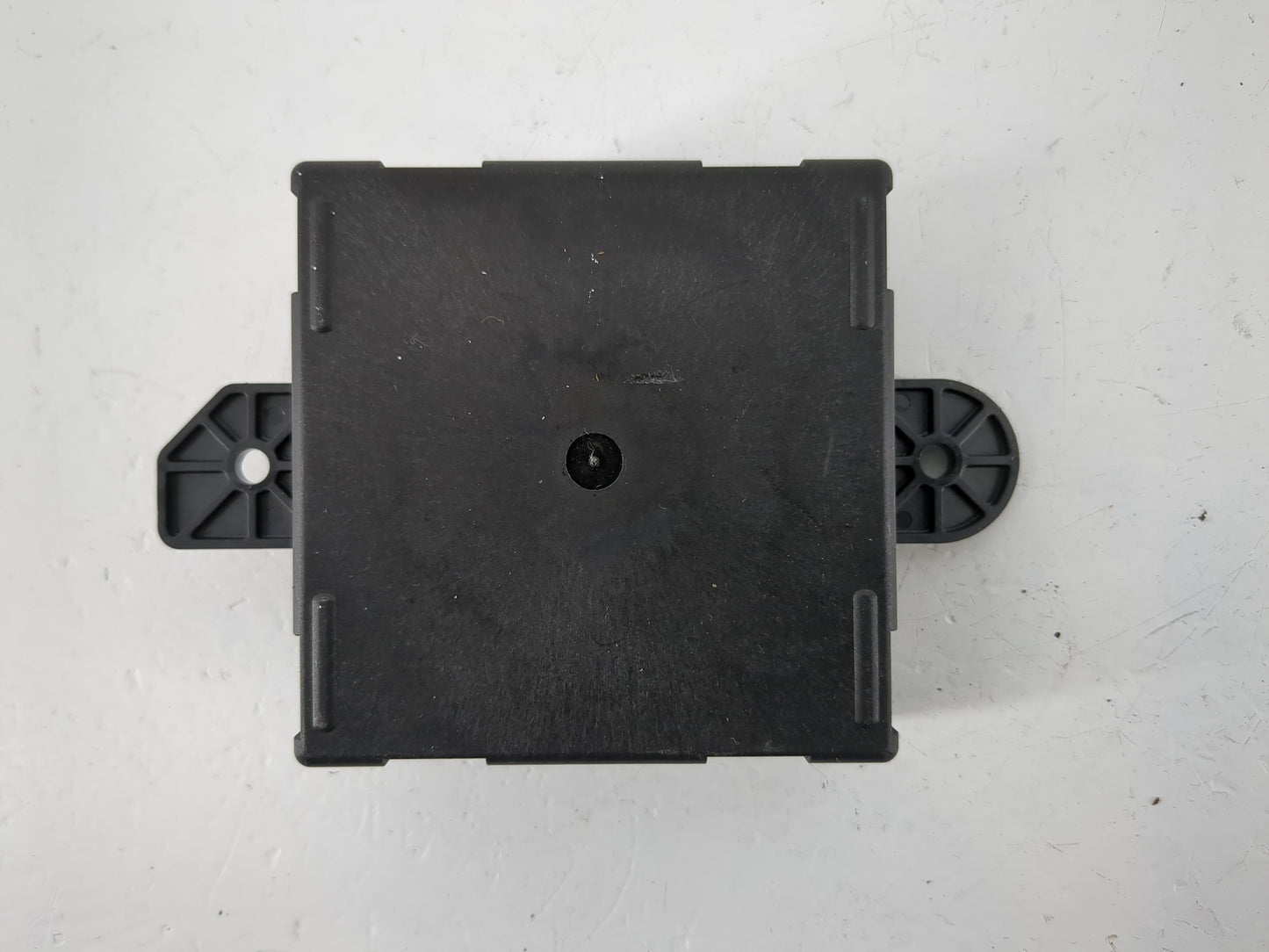 Dodge Journey Door Control Module - Oemusedautoparts1.com