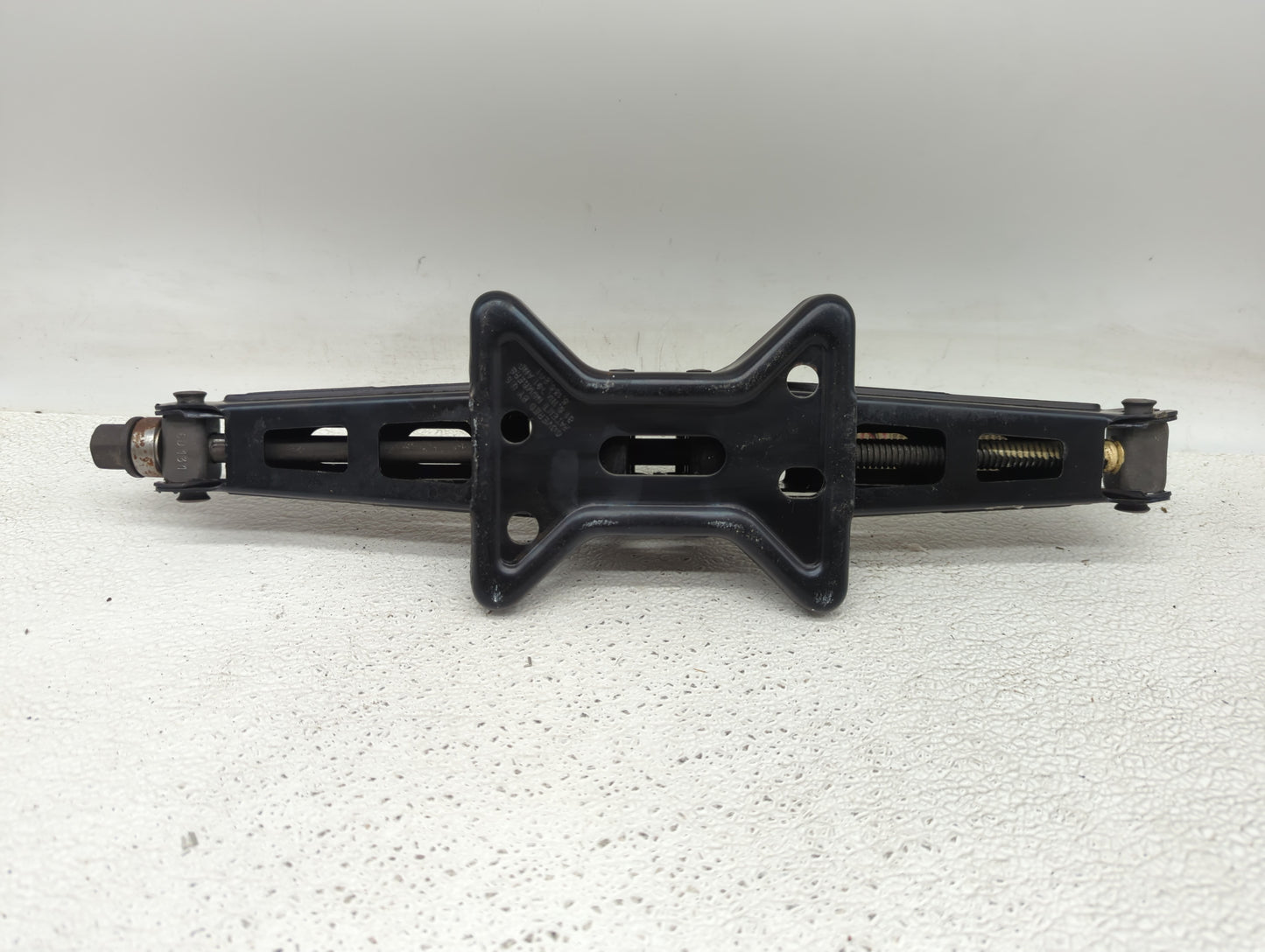 2007 Dodge Ram 1500 Spare Scissor Car Jack - Oemusedautoparts1.com