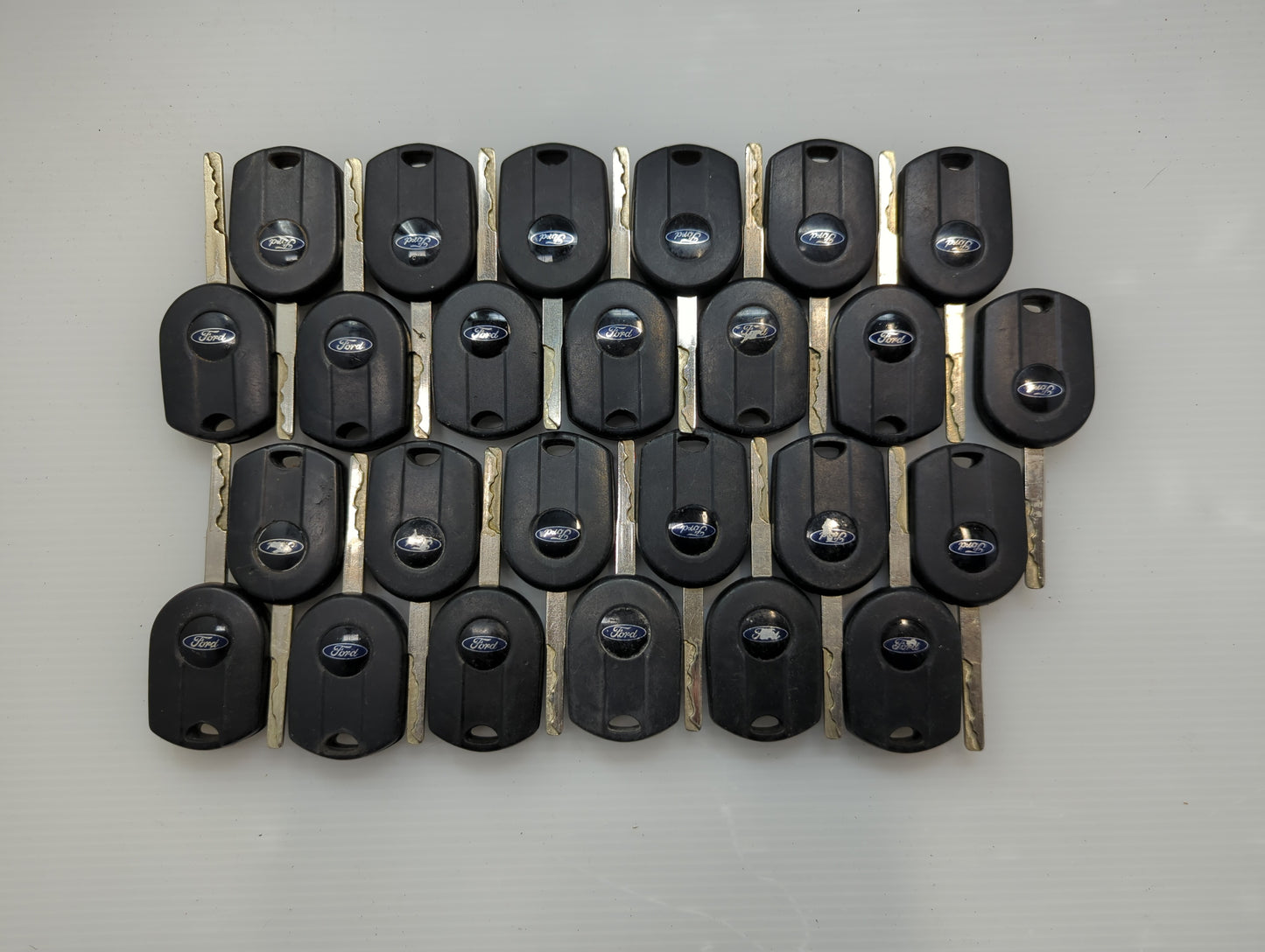 Lot of 25 Ford Keyless Entry Remote Fob OUCD6000022 MIXED PART NUMBERS - Oemusedautoparts1.com