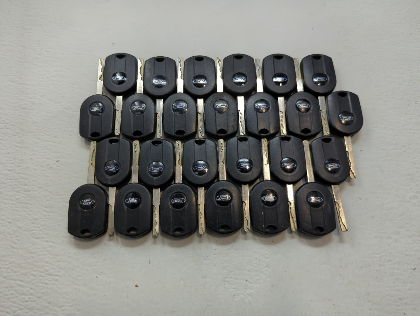 Lot of 25 Ford Keyless Entry Remote Fob OUCD6000022 MIXED PART NUMBERS - Oemusedautoparts1.com