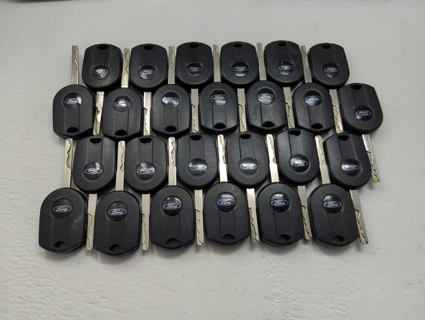 Lot of 25 Ford Keyless Entry Remote Fob OUCD6000022 MIXED PART NUMBERS - Oemusedautoparts1.com