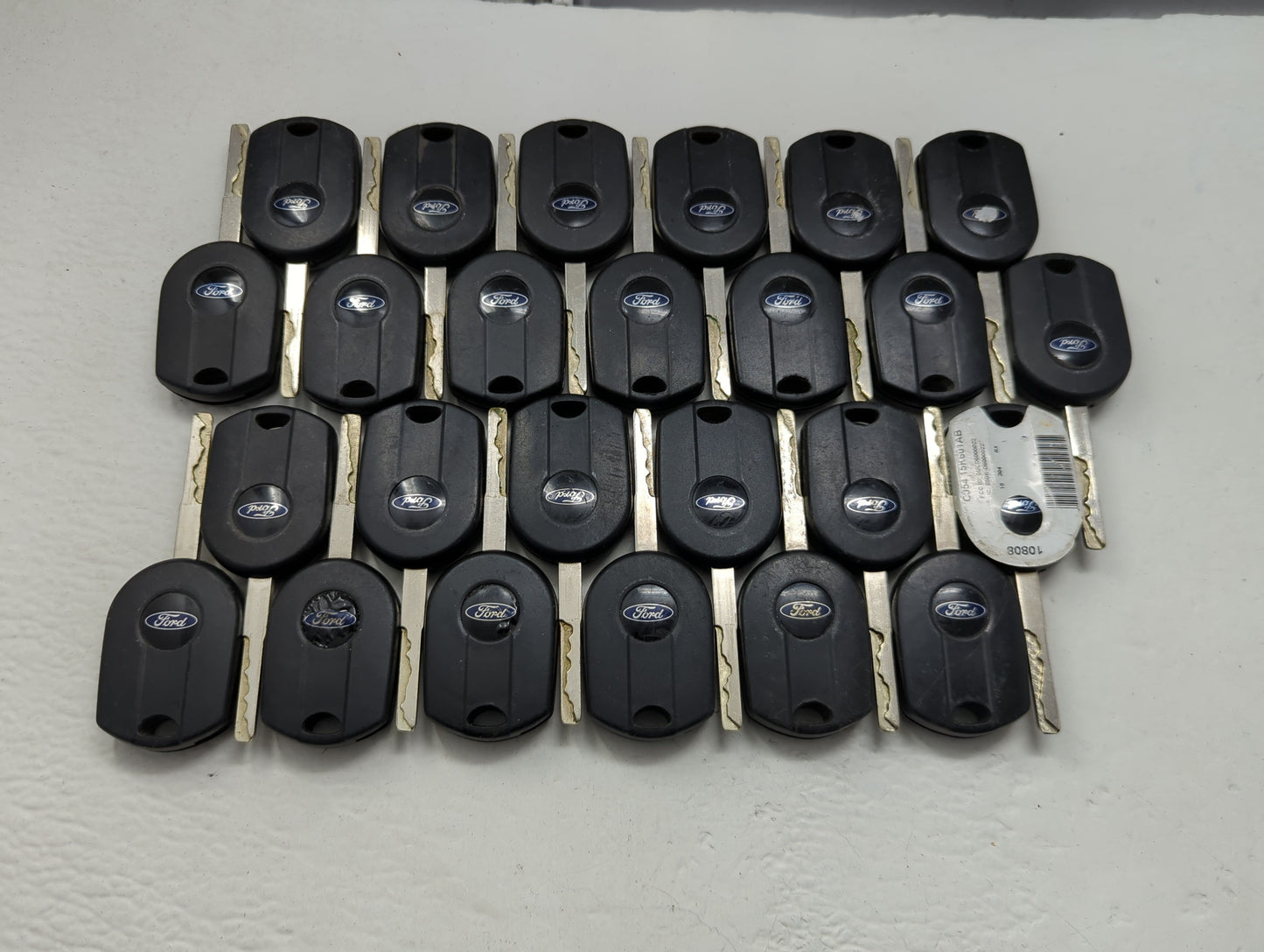 Lot of 25 Ford Keyless Entry Remote Fob OUCD6000022 MIXED PART NUMBERS - Oemusedautoparts1.com