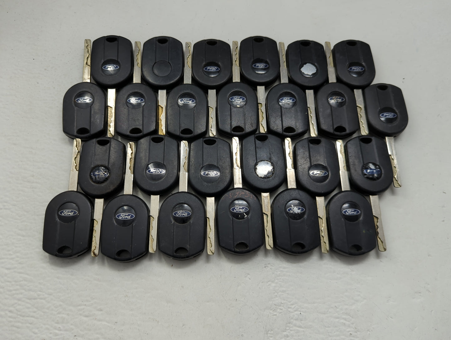 Lot of 25 Ford Keyless Entry Remote Fob OUCD6000022 MIXED PART NUMBERS - Oemusedautoparts1.com
