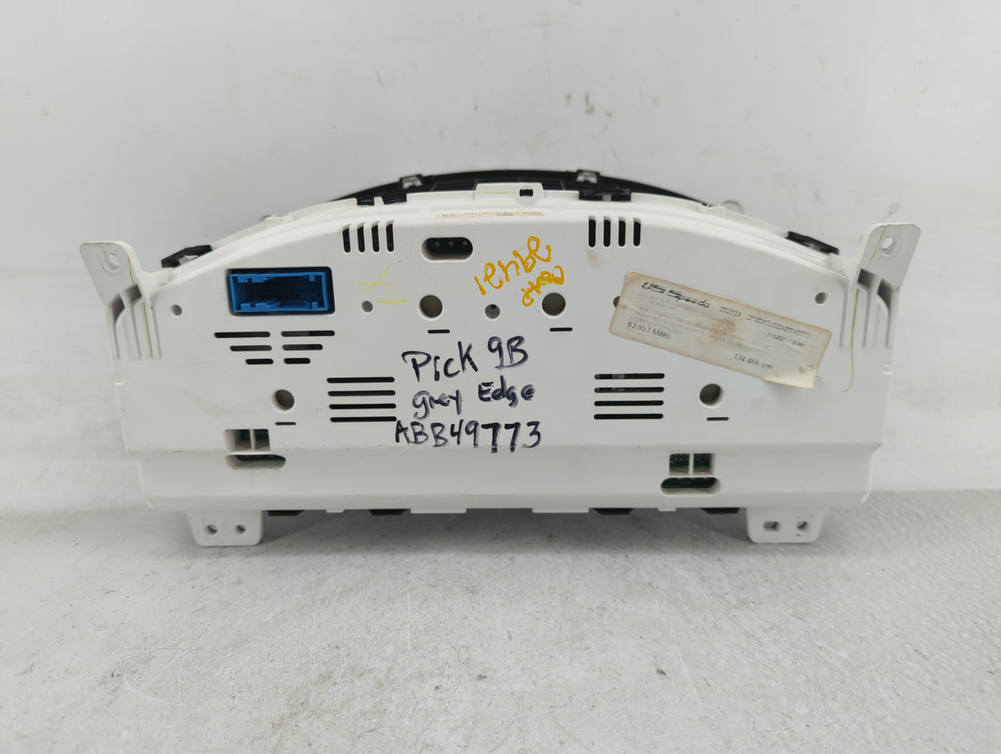 2009-2010 Ford Edge Instrument Cluster Speedometer Gauges Fits Fits 2009 2010 OEM Used Auto Parts - Oemusedautoparts1.com