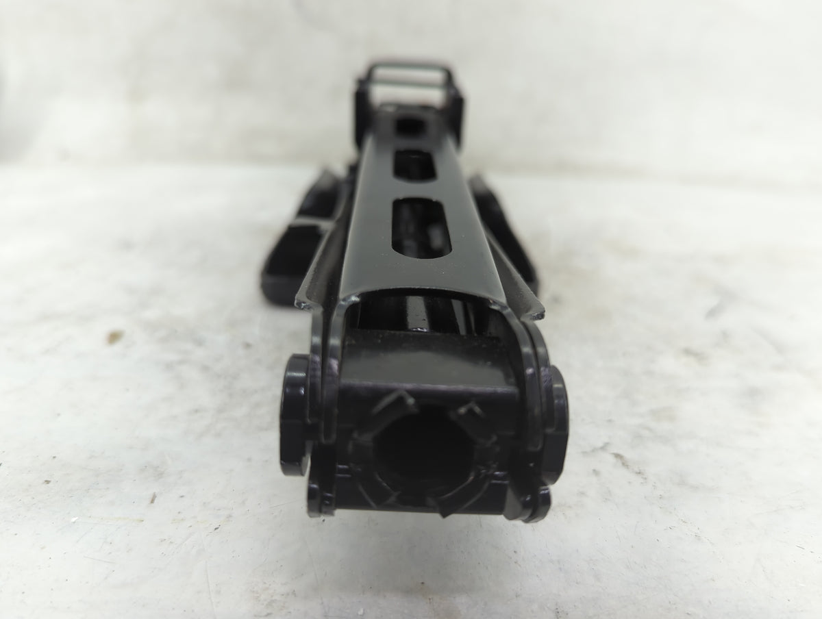 2014 Ford Explorer Spare Scissor Car Jack 5027029 - Oemusedautoparts1.com