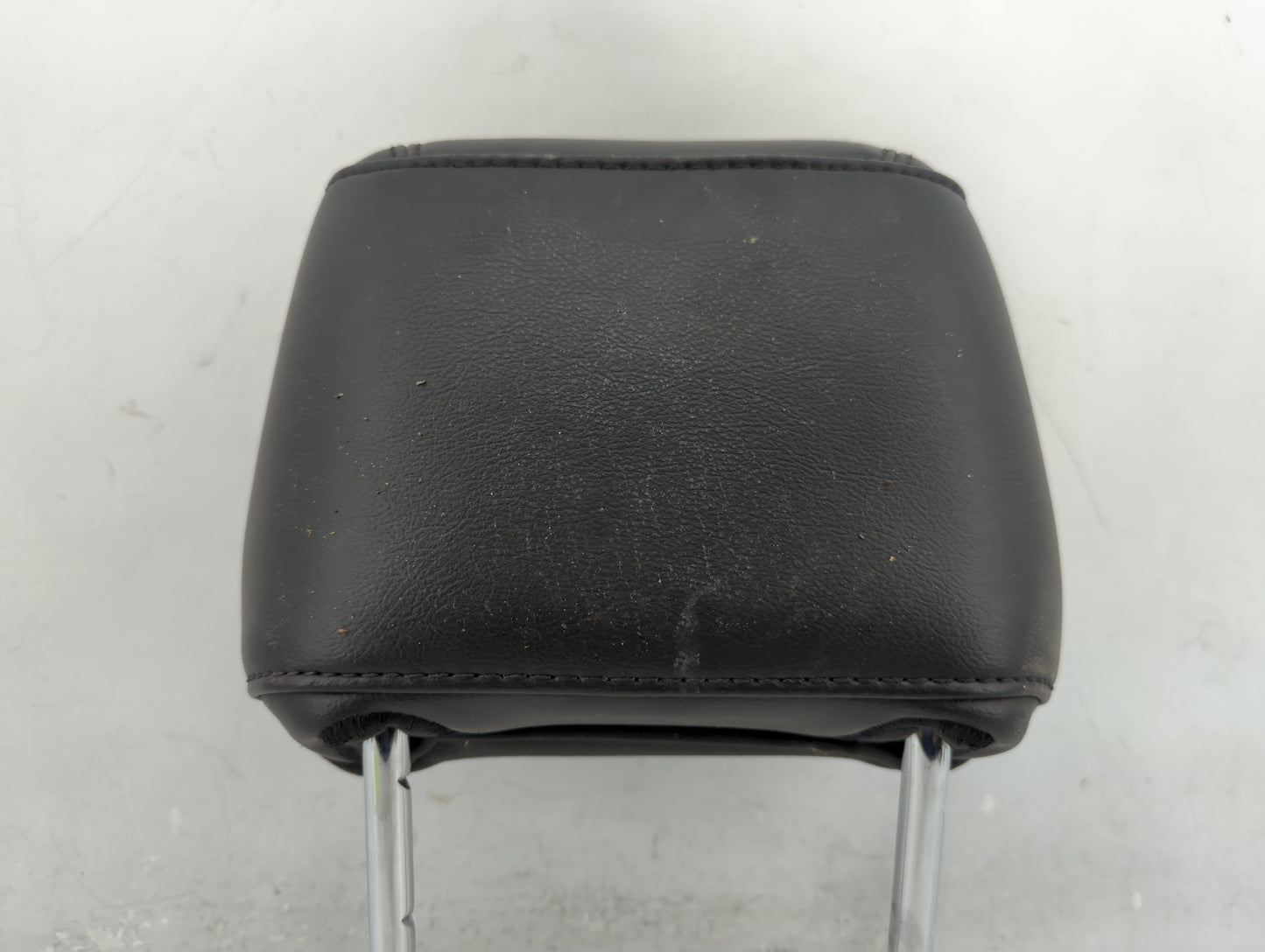 2013-2015 Ford Explorer Headrest Head Rest Front Driver Passenger Seat Fits Fits 2013 2014 2015 OEM Used Auto Parts - Oemuse