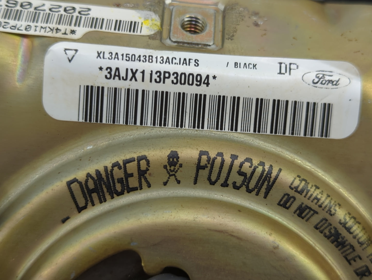 1999-2002 Ford F-150 Air Bag Driver Left Steering Wheel Mounted - Oemusedautoparts1.com