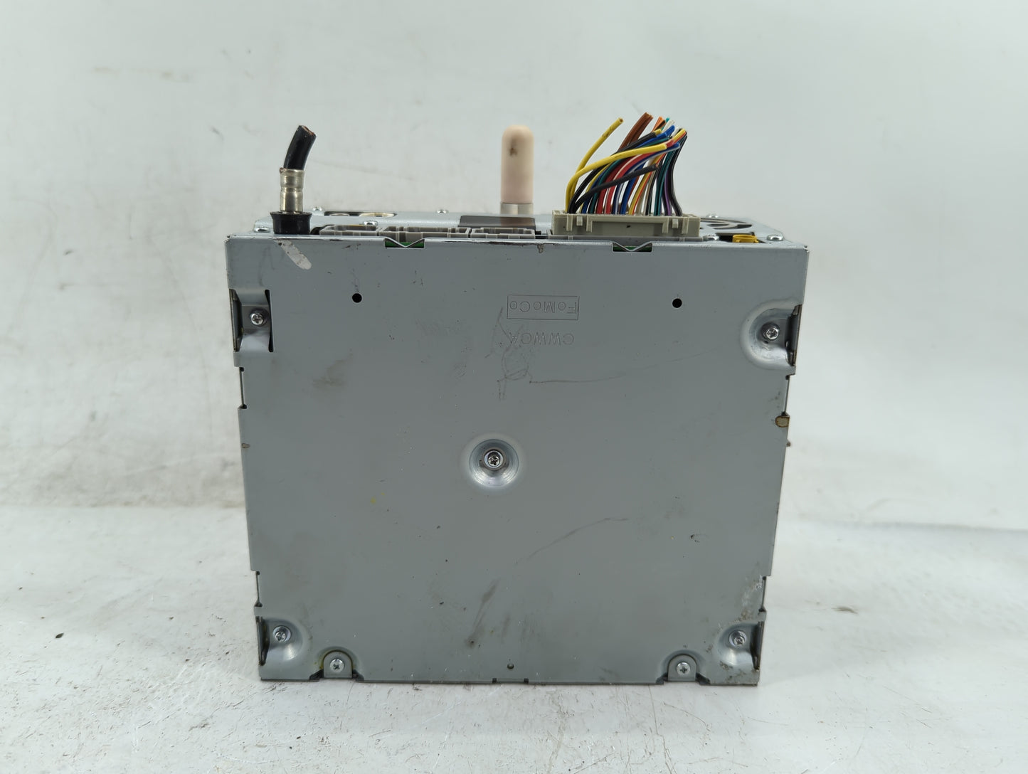 2010 Ford Flex Radio AM FM Cd Player Receiver Replacement Fits OEM Used Auto Parts - Oemusedautoparts1.com