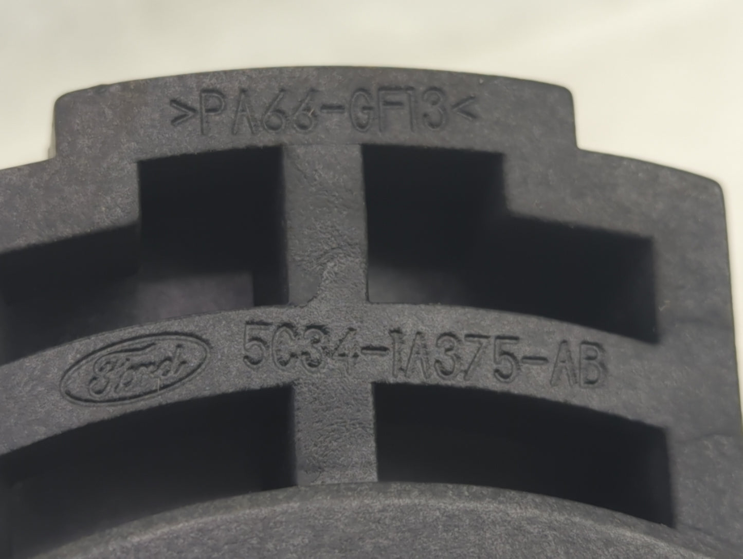 Ford Ford 1416335 - Oemusedautoparts1.com