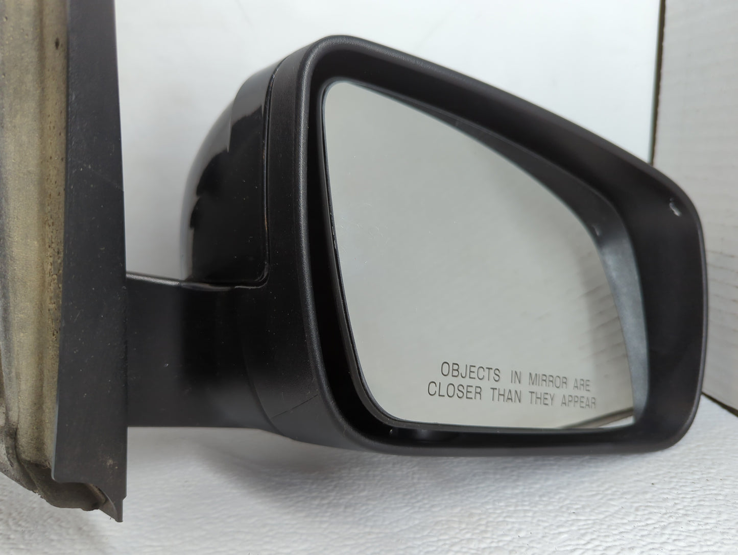 2005-2007 Ford Freestyle Passenger Side View Mirror - Right Door Mirror OEM Used - Oemusedautoparts1.com