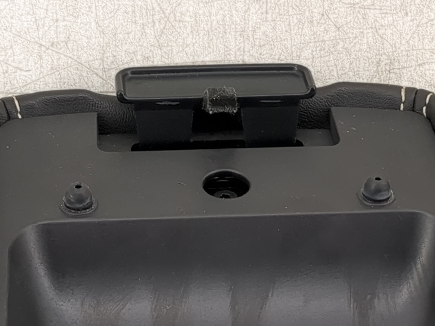 2010-2012 Ford Fusion Center Console Armrest Cover Lid Fits Fits 2010 2011 2012 OEM Used Auto Parts - Oemusedautoparts1.com