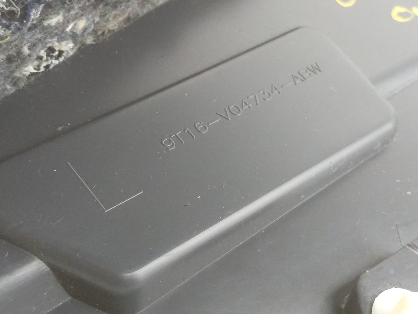 2011-2012 Ford Transit Connect Center Console Armrest Cover Lid Fits Fits 2011 2012 OEM Used Auto Parts - Oemusedautoparts1.