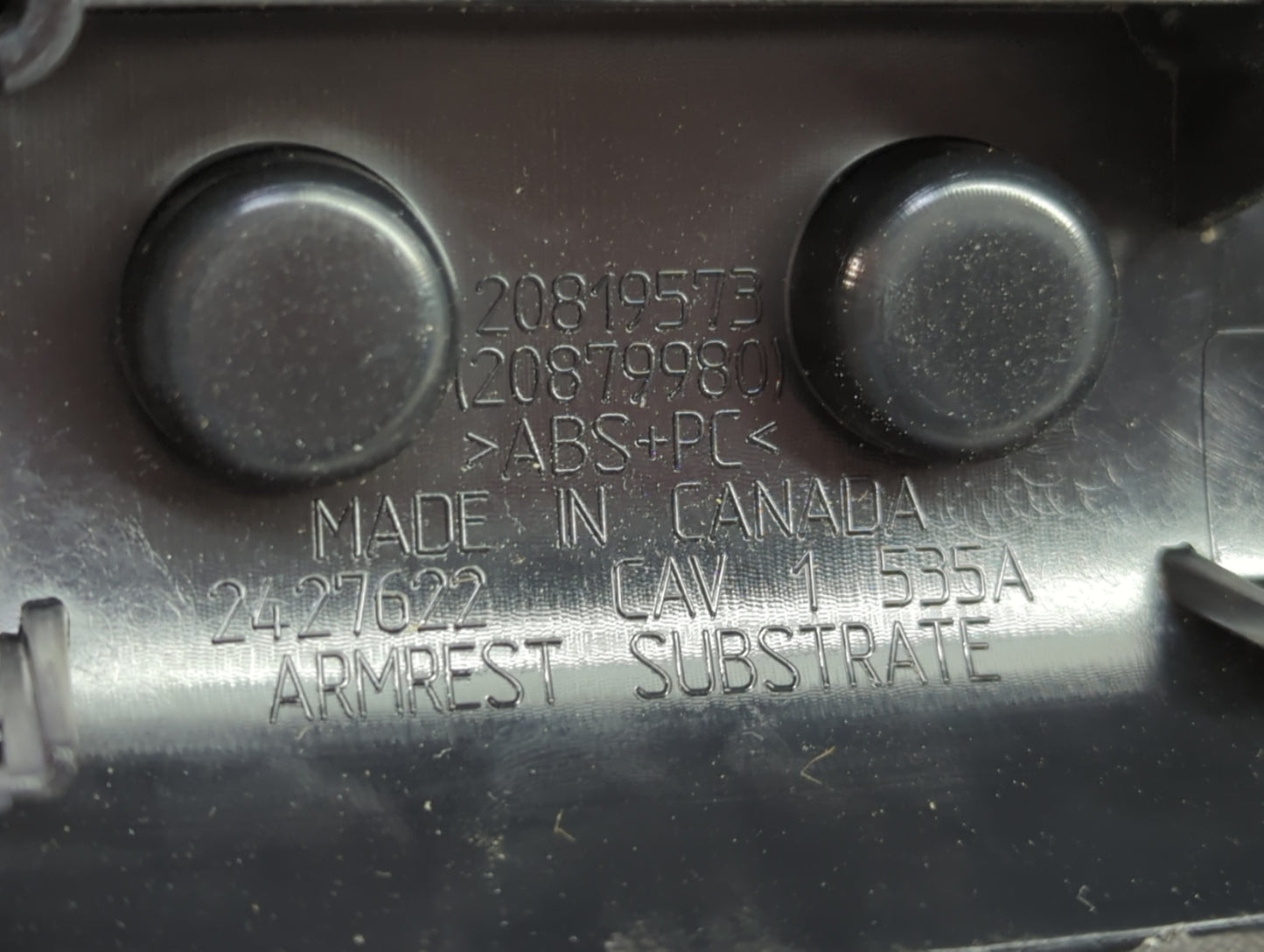 2012-2015 Gmc Terrain Center Console Armrest Cover Lid Fits Fits 2012 2013 2014 2015 OEM Used Auto Parts - Oemusedautoparts1
