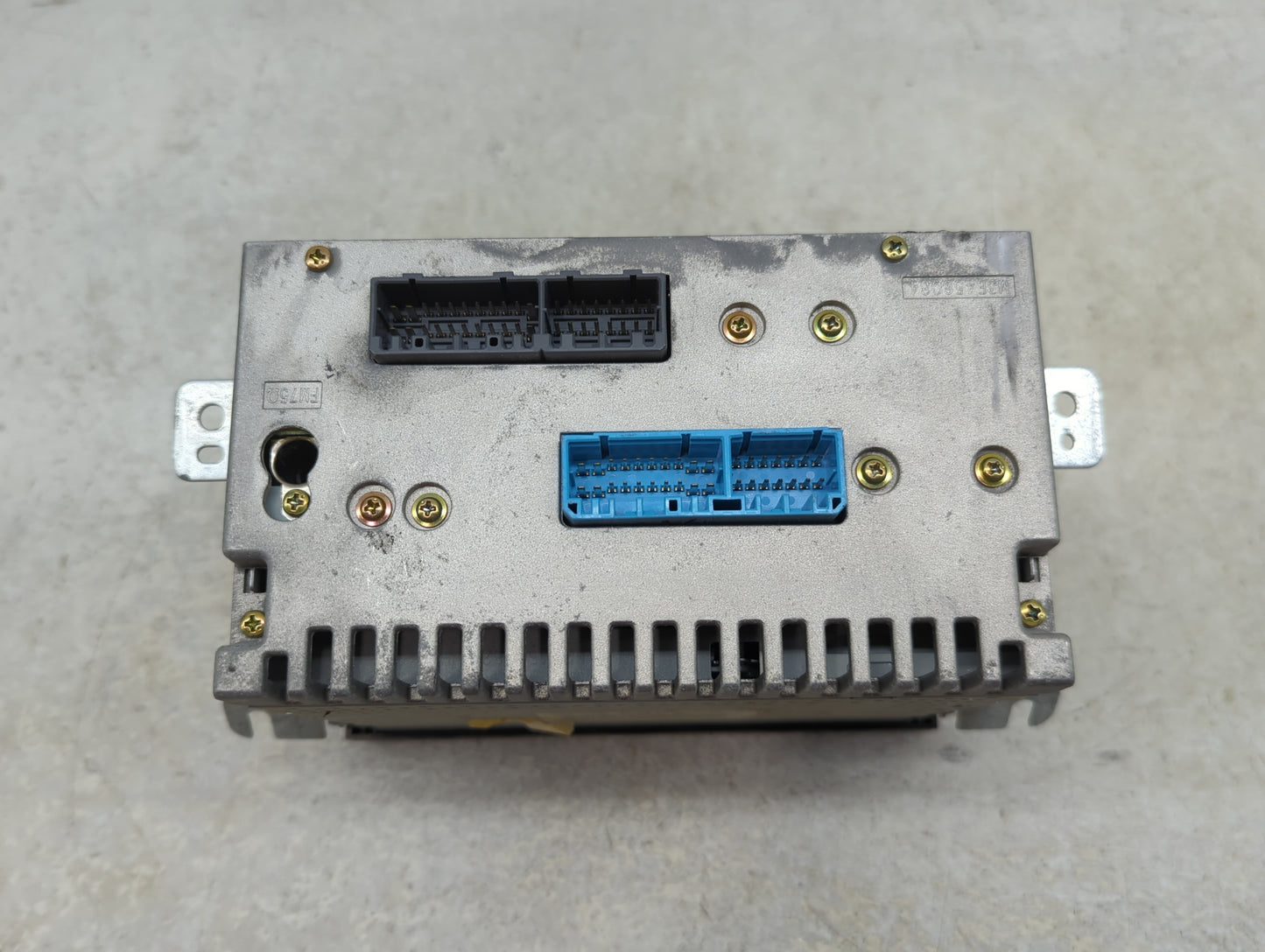 2003-2005 Honda Pilot Radio AM FM Cd Player Receiver Replacement Fits Fits 2003 2004 2005 OEM Used Auto Parts - Oemusedautop